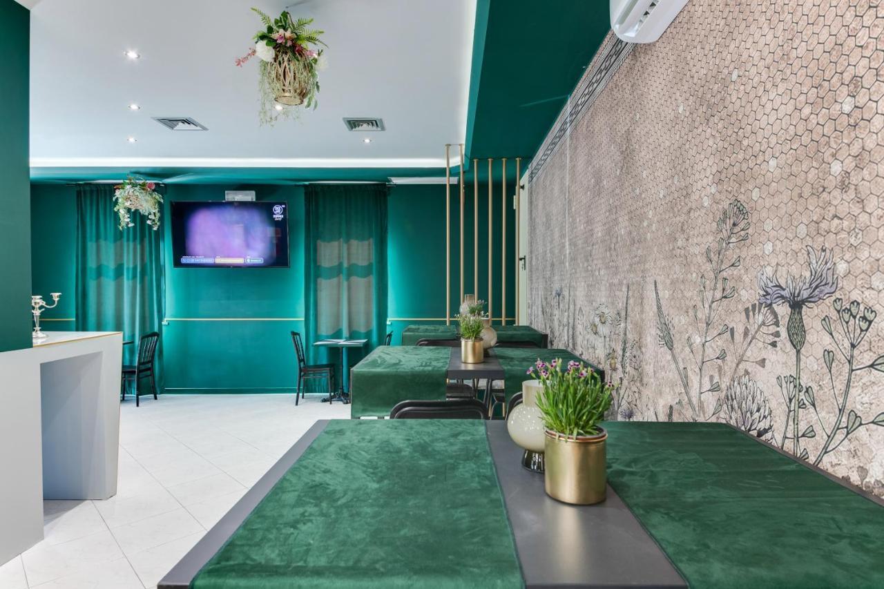 Hotel Sorriso Римини Екстериор снимка